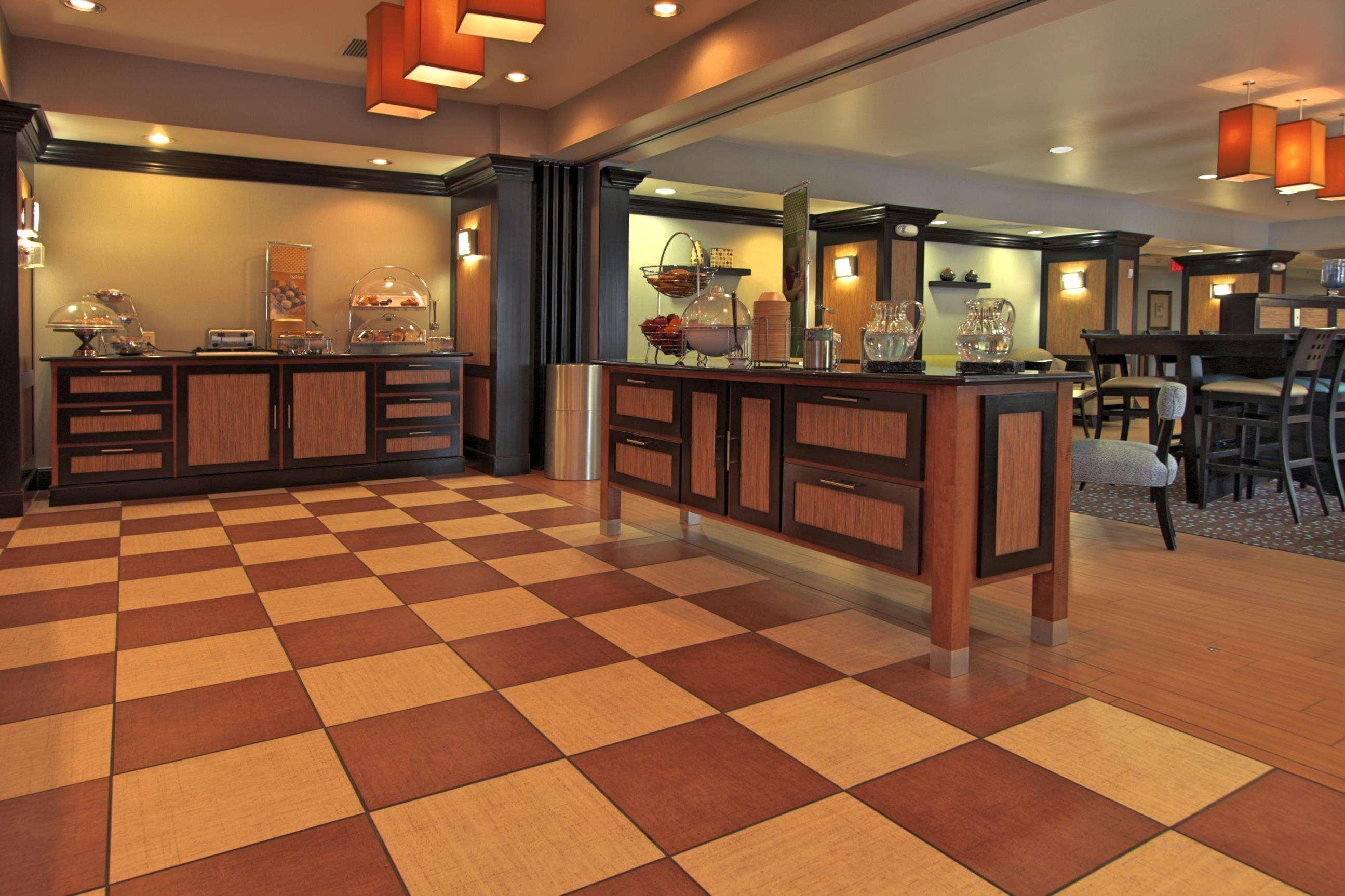 Hampton Inn Defiance Екстериор снимка