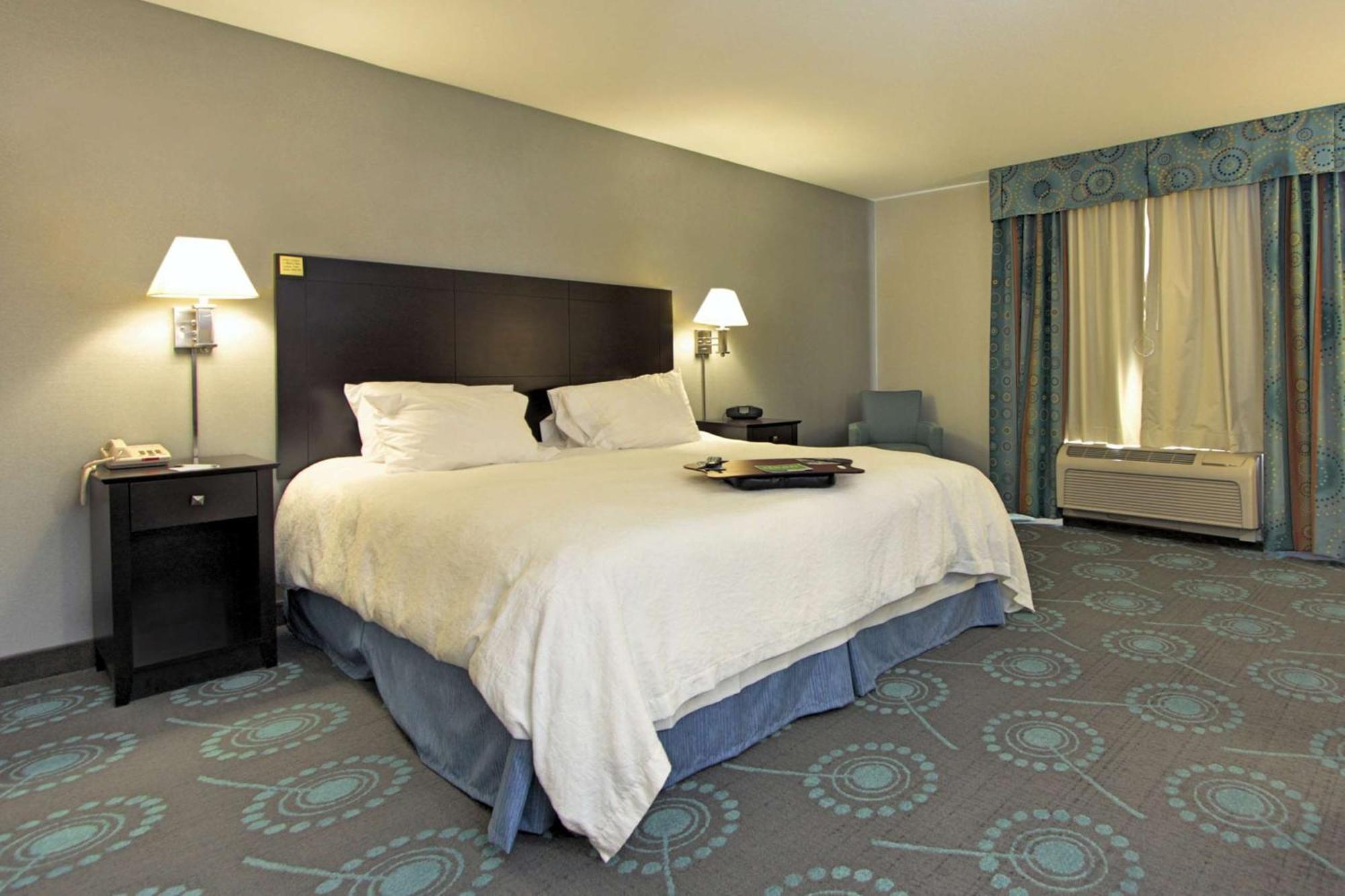 Hampton Inn Defiance Екстериор снимка